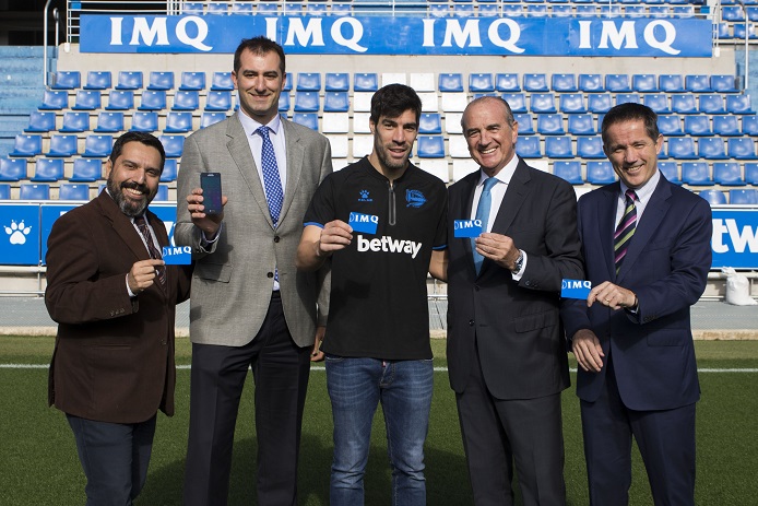 Baskonia y Deportivo Alavés renuevan por tres nuevas temporadas el acuerdo con IMQ como aseguradora médica oficial